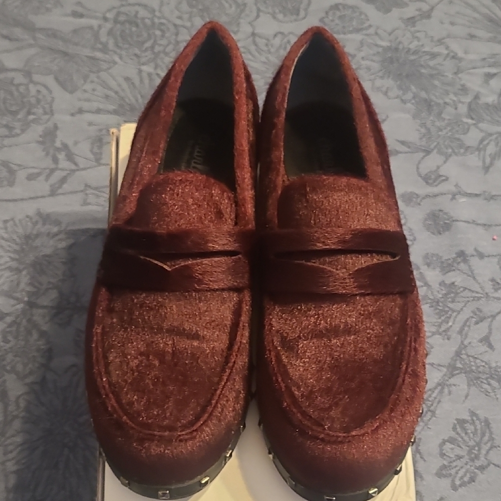 Charles by Charles David Women's Fashion Loafers